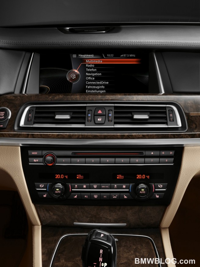 2013-bmw-7-series-18