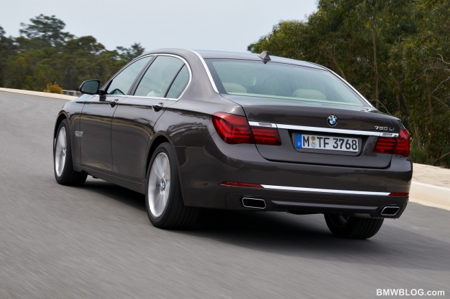 2013-bmw-7-series-21