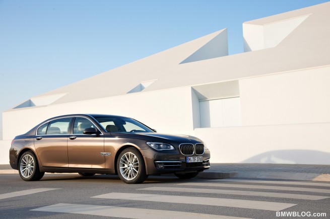2013-bmw-7-series-40