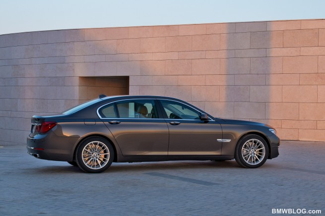 2013-bmw-7-series-50