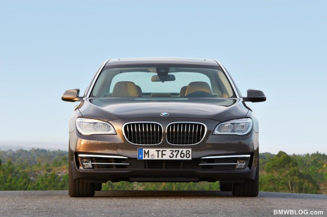 2013-bmw-7-series-57