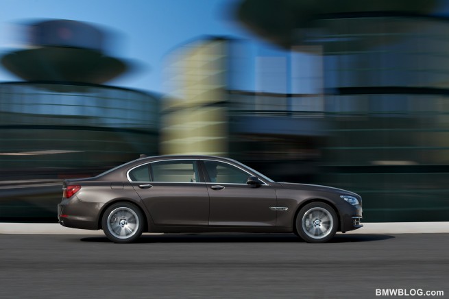 2013-bmw-7-series-62