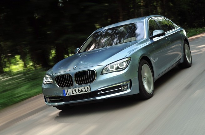 2013-bmw-7-series-hybrid-09