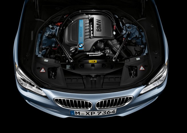 2013-bmw-7-series-hybrid-15
