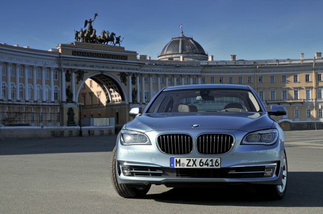 2013-bmw-7-series-hybrid-20