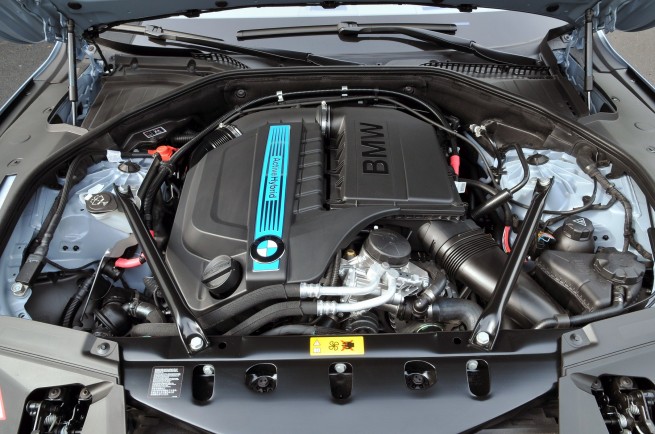 2013-bmw-7-series-hybrid-21