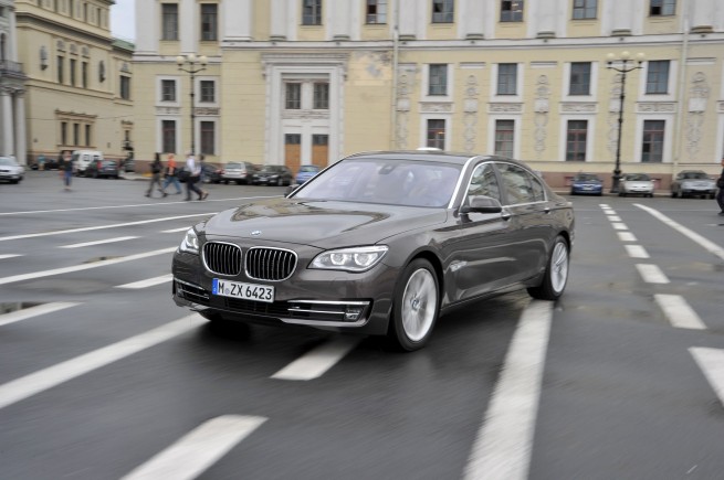2013-bmw-7-series-long-wheelbase-02