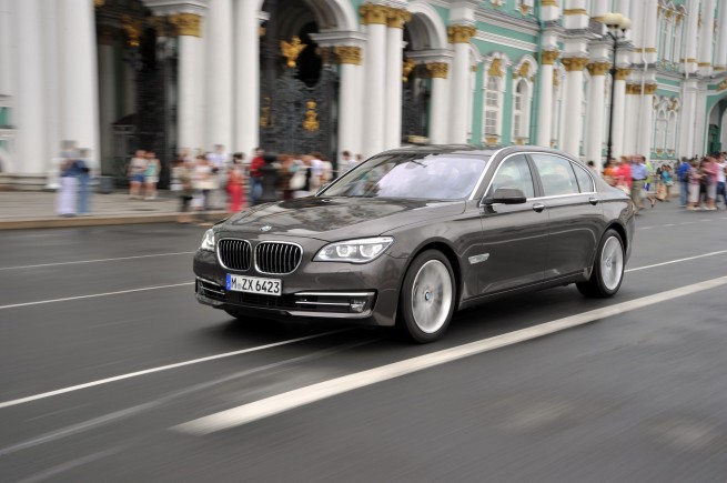 2013-bmw-7-series-long-wheelbase-03