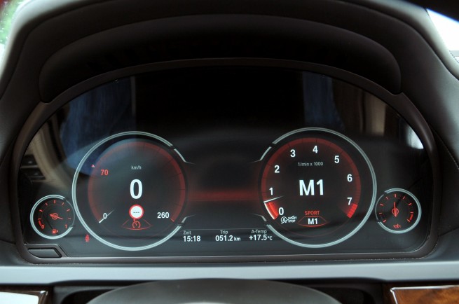 2013-bmw-7-series-long-wheelbase-20