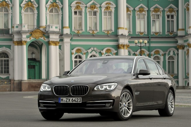 2013-bmw-7-series-long-wheelbase-22
