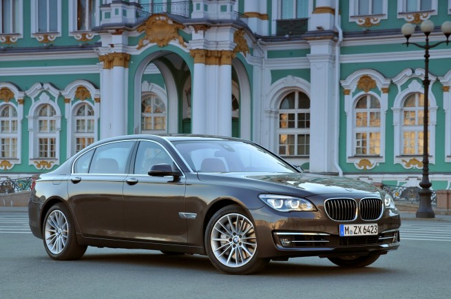 2013-bmw-7-series-long-wheelbase-31
