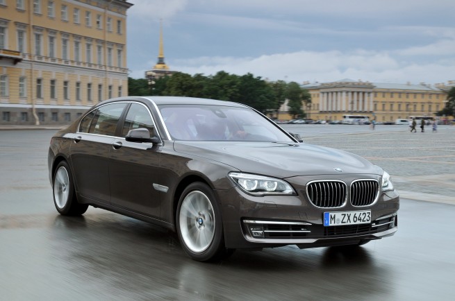 2013-bmw-7-series-long-wheelbase-33