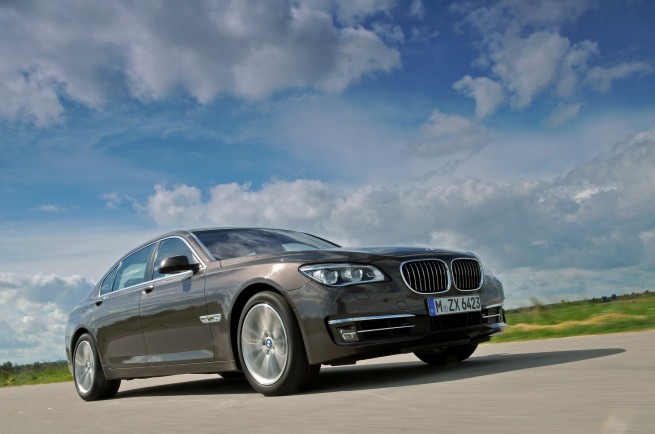 2013-bmw-7-series-long-wheelbase-54