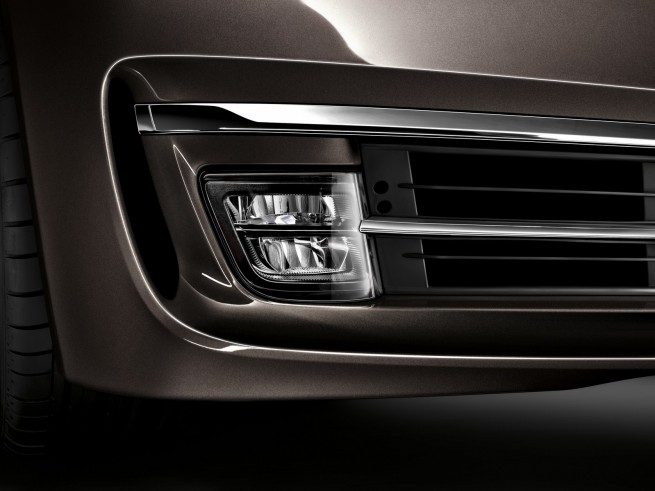 2013-bmw-7-series-long-wheelbase-exterior-11