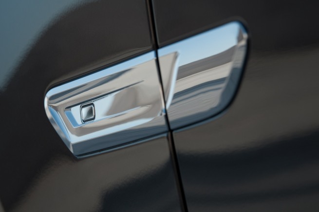 2013-bmw-7-series-long-wheelbase-exterior-13