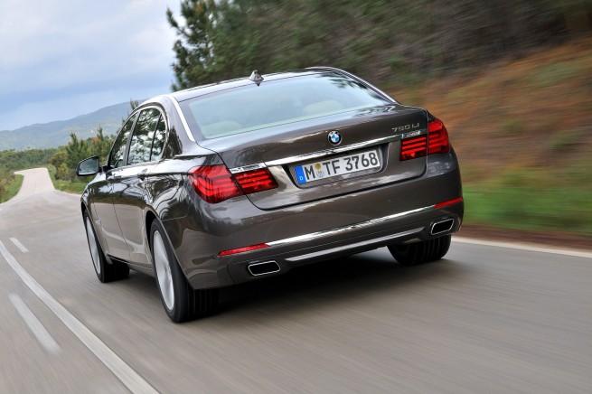2013-bmw-7-series-long-wheelbase-exterior-15