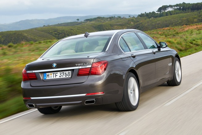 2013-bmw-7-series-long-wheelbase-exterior-20