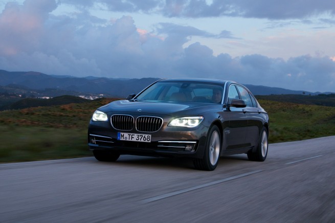 2013-bmw-7-series-long-wheelbase-exterior-23
