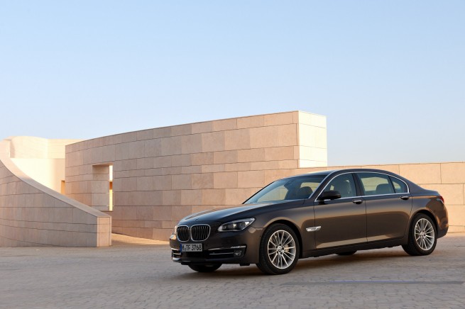 2013-bmw-7-series-long-wheelbase-exterior-39