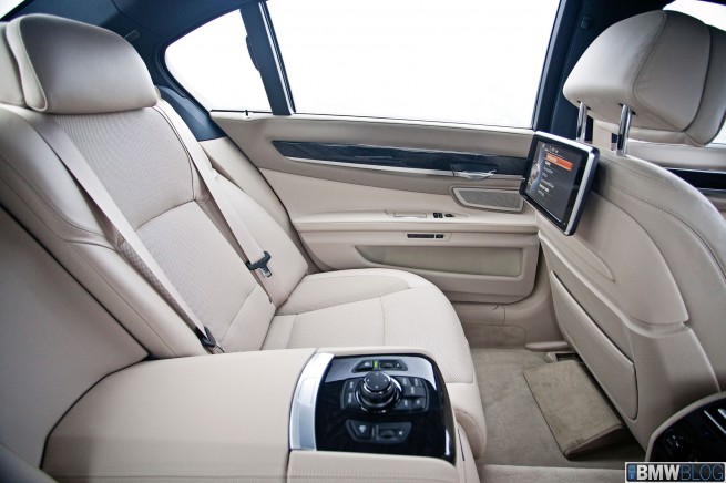 2013-bmw-760Li--10