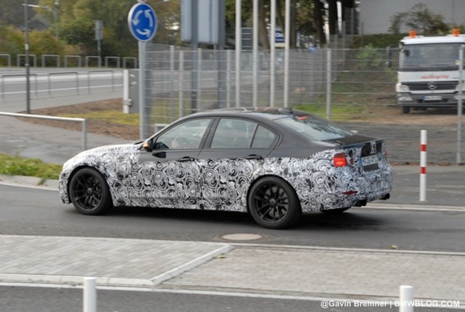 2013-bmw-m3--04