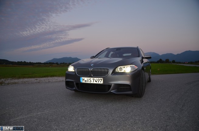 2013-bmw-m550d-touring-24