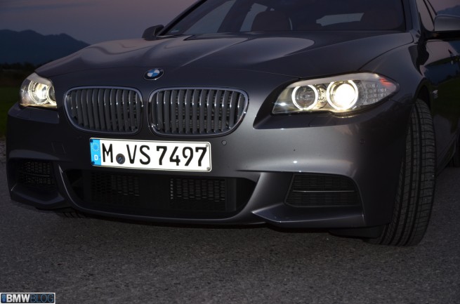 2013-bmw-m550d-touring-25