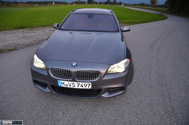 2013-bmw-m550d-touring-26