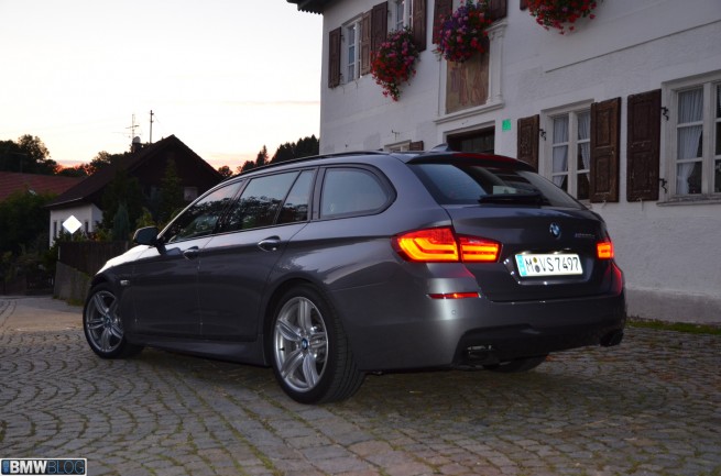 2013-bmw-m550d-touring-32