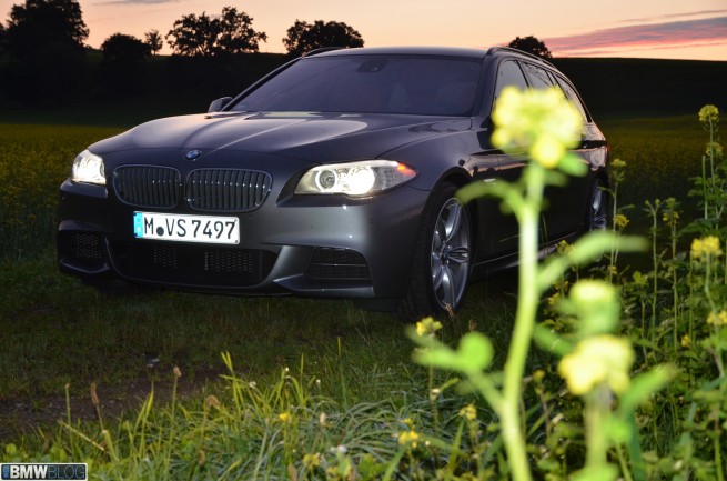 2013-bmw-m550d-touring-53