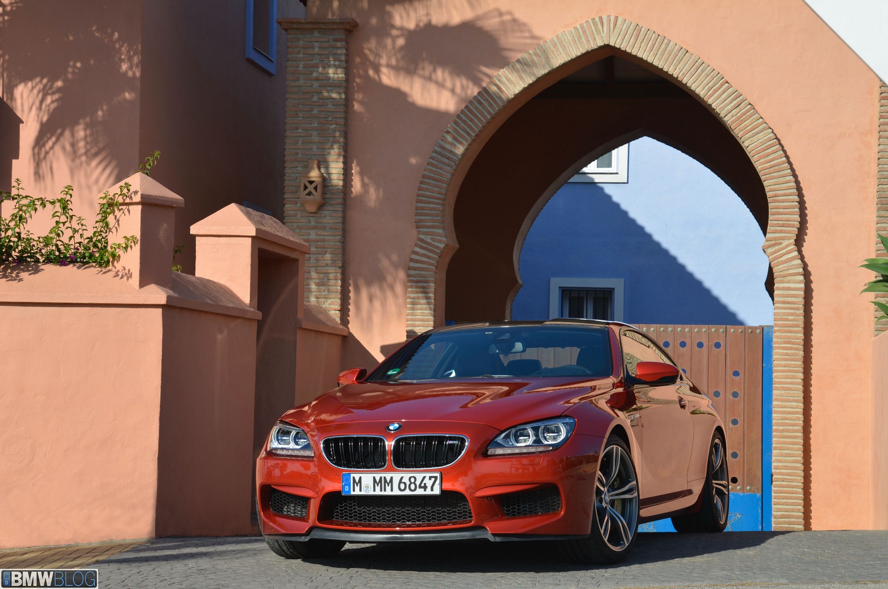 2013 BMW M6 Coupe F13 front view