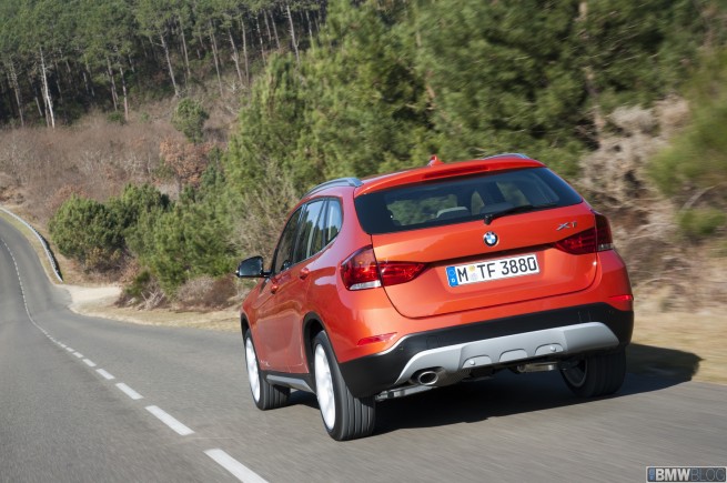 2013-bmw-x1-24