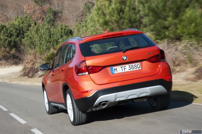 2013-bmw-x1-27