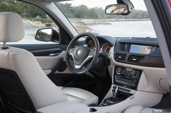 2013-bmw-x1-29