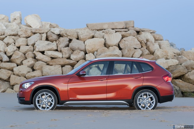 2013-bmw-x1-31