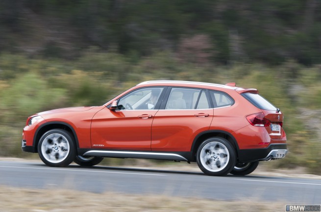 2013-bmw-x1-47