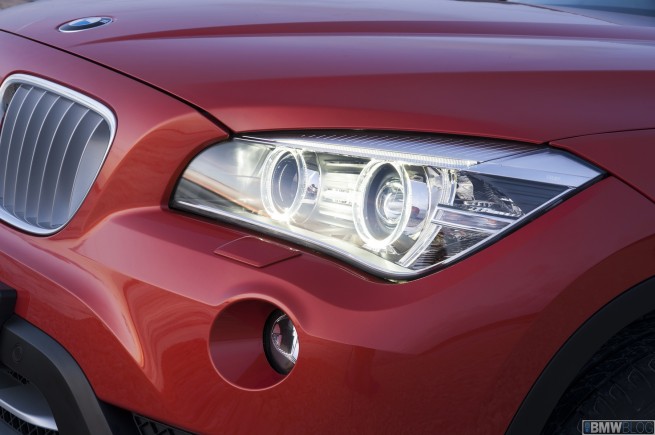 2013-bmw-x1-52
