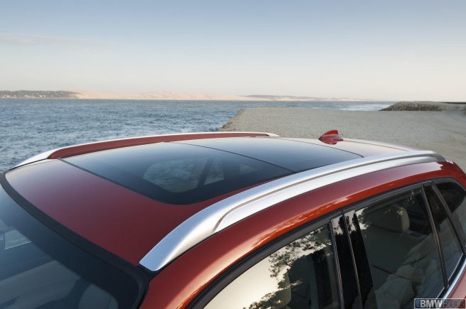 2013-bmw-x1-54