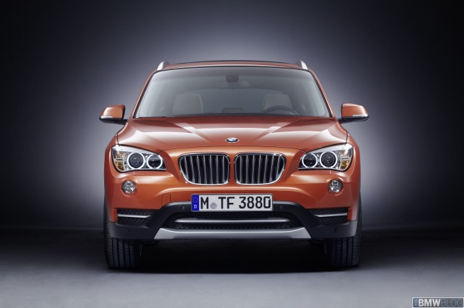 2013-bmw-x1-73