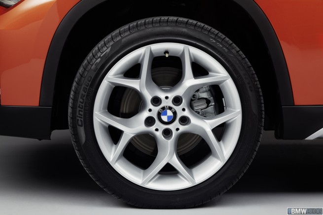 2013-bmw-x1-83