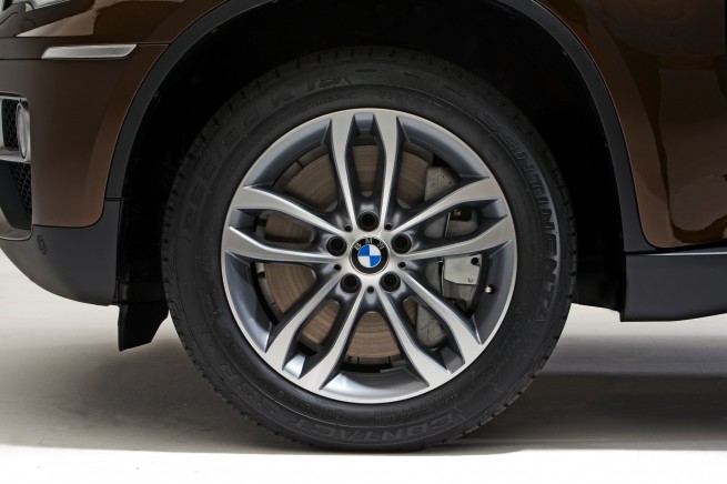 2013-bmw-x6-05