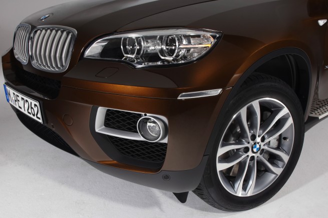 2013-bmw-x6-10
