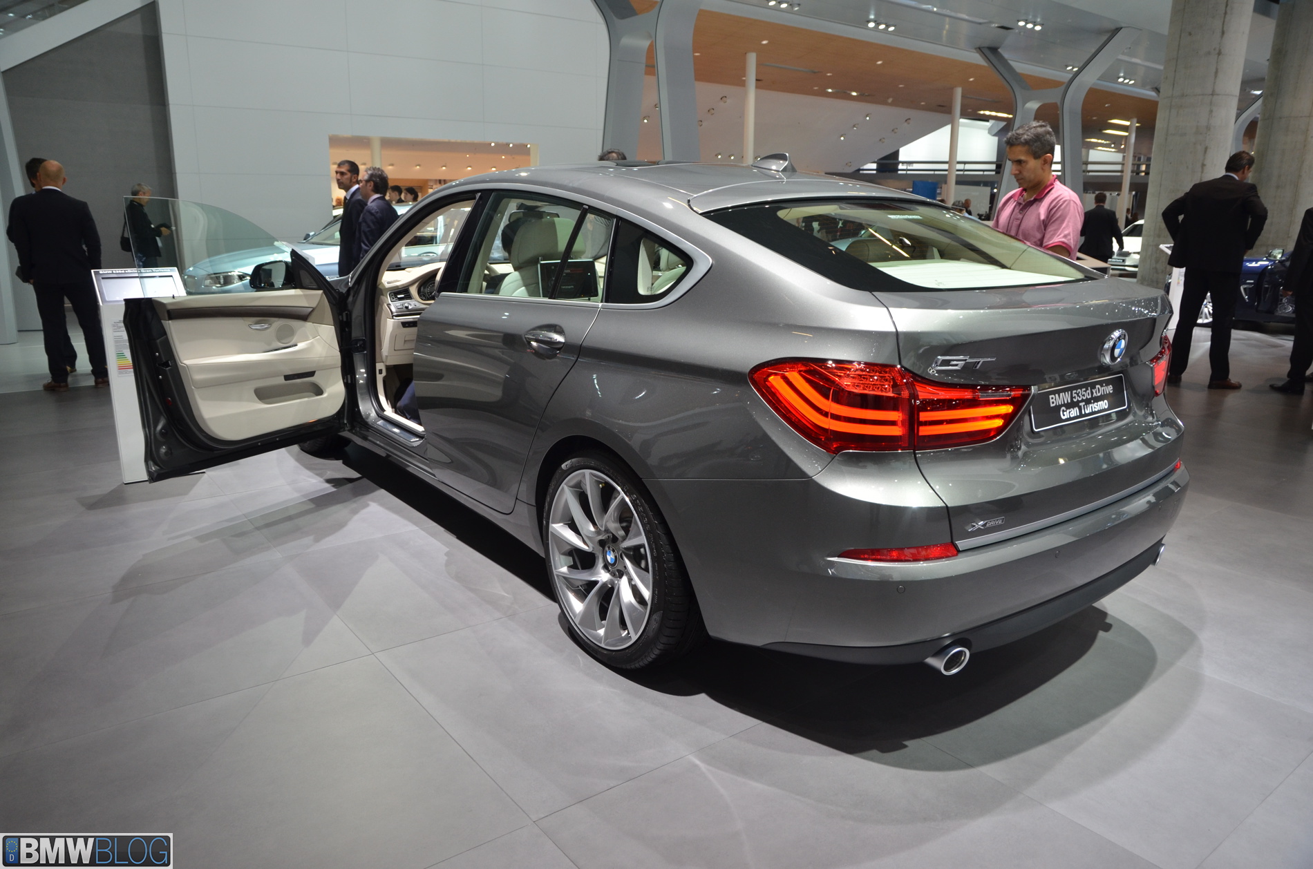 Bmw 5 series facelift 2014 malaysia #3