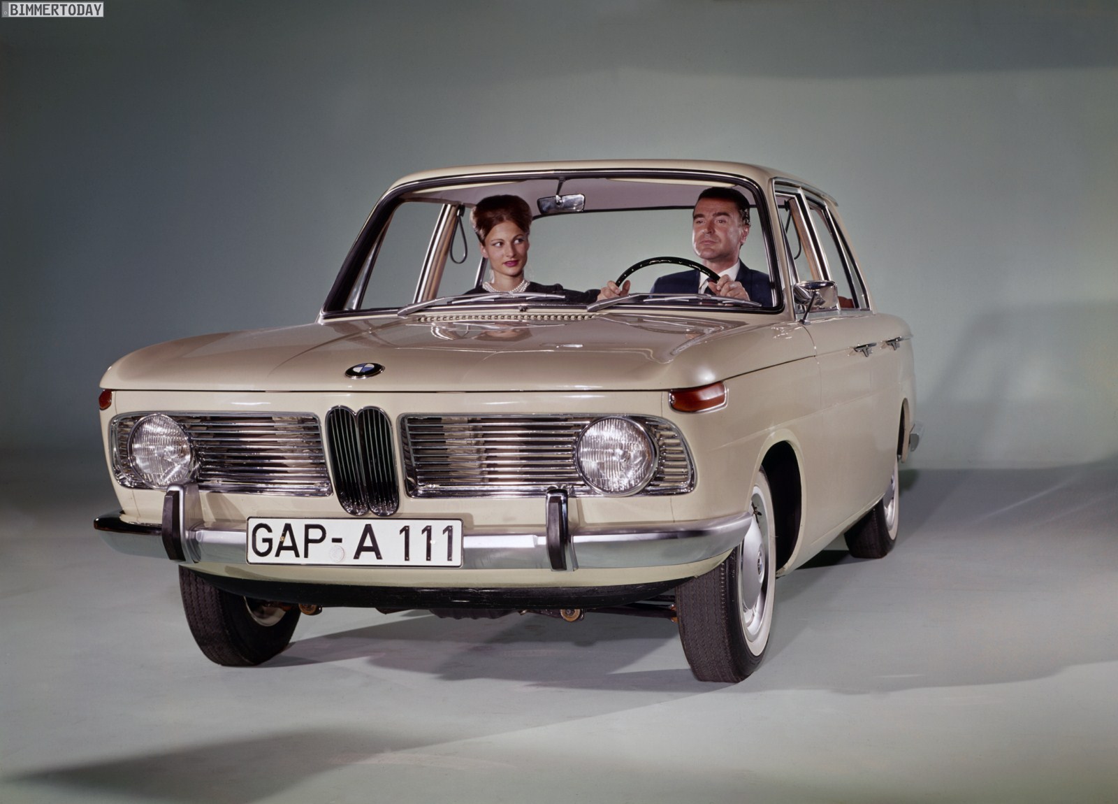Bmw classic short film three of a kind #4