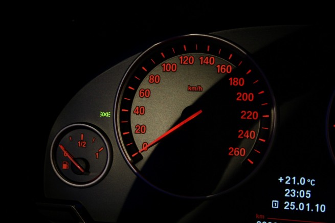 550i-F10-night-04