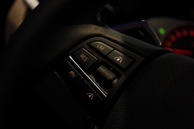 550i-F10-night-06