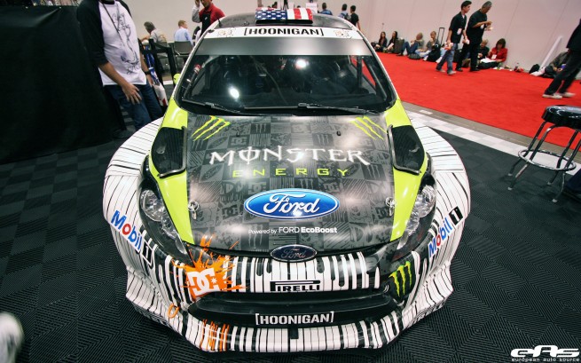 6333487142_63b09d3322 SEMA 2011 39_O