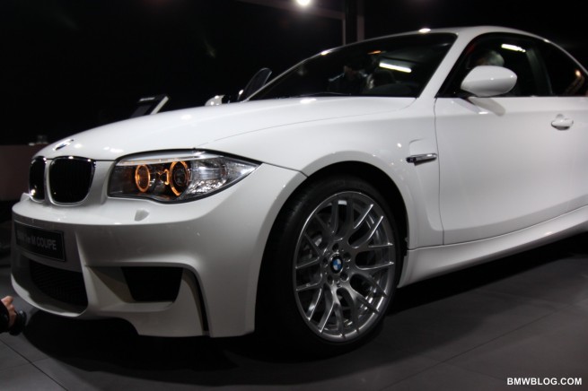BMW-1M-alpine-white-color-16