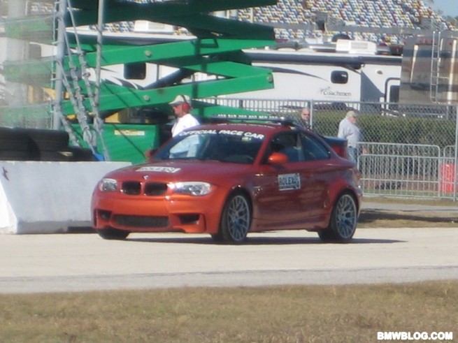 BMW-1M-pace-car-4