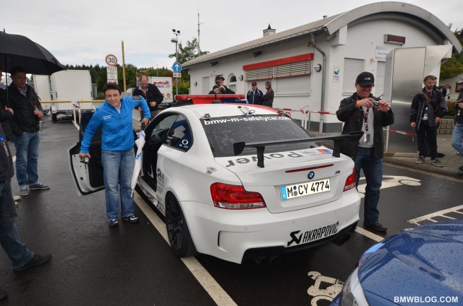 BMW-1M-safety-car-18